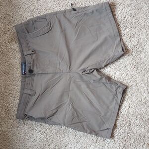 Men's 686 Everywhere Hybrid short size 34 Brown at the knee